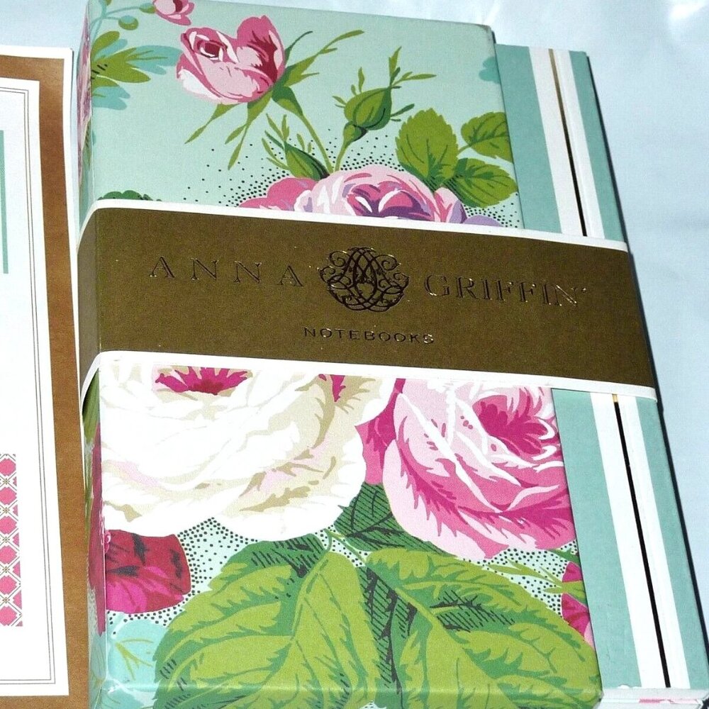 NIB Anna Griffin 4 Pack Mini Lined Notebooks Gift Set With Floral Decorative Box